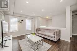 40 CRAFTER CRESCENT | Hamilton Ontario | Slide Image Six