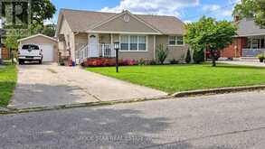 12 ROSELAND AVENUE | St. Catharines Ontario | Slide Image Two