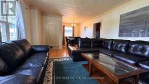 12 ROSELAND AVENUE | St. Catharines Ontario | Slide Image Six