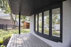 1237 SYCAMORE DRIVE | Burlington Ontario | Slide Image Four