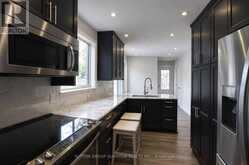 1237 SYCAMORE DRIVE | Burlington Ontario | Slide Image Nine