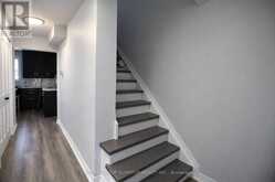 1237 SYCAMORE DRIVE | Burlington Ontario | Slide Image Thirteen