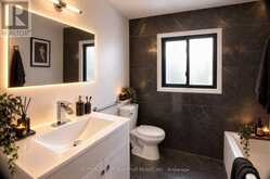 1237 SYCAMORE DRIVE | Burlington Ontario | Slide Image Thirty-nine