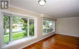 16 CARSBROOKE ROAD | Toronto Ontario | Slide Image Six