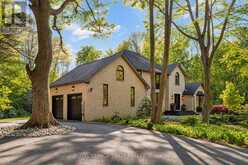 18 ELDER CRESCENT | Ancaster Ontario | Slide Image Eight