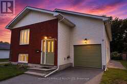 40 ST CHARLES STREET | Belleville Ontario | Slide Image Three
