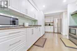 118 BROOKMILL BOULEVARD | Toronto Ontario | Slide Image Twelve
