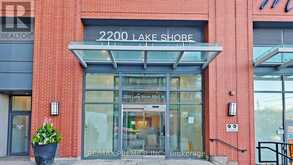 4706 - 2200 LAKE SHORE BOULEVARD W | Toronto Ontario | Slide Image Two