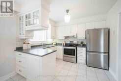 65 BARONESS CRESCENT | Toronto Ontario | Slide Image Eleven