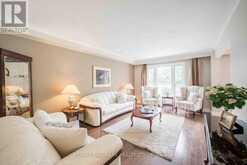 65 BARONESS CRESCENT | Toronto Ontario | Slide Image Seventeen