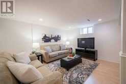 65 BARONESS CRESCENT | Toronto Ontario | Slide Image Thirty-five