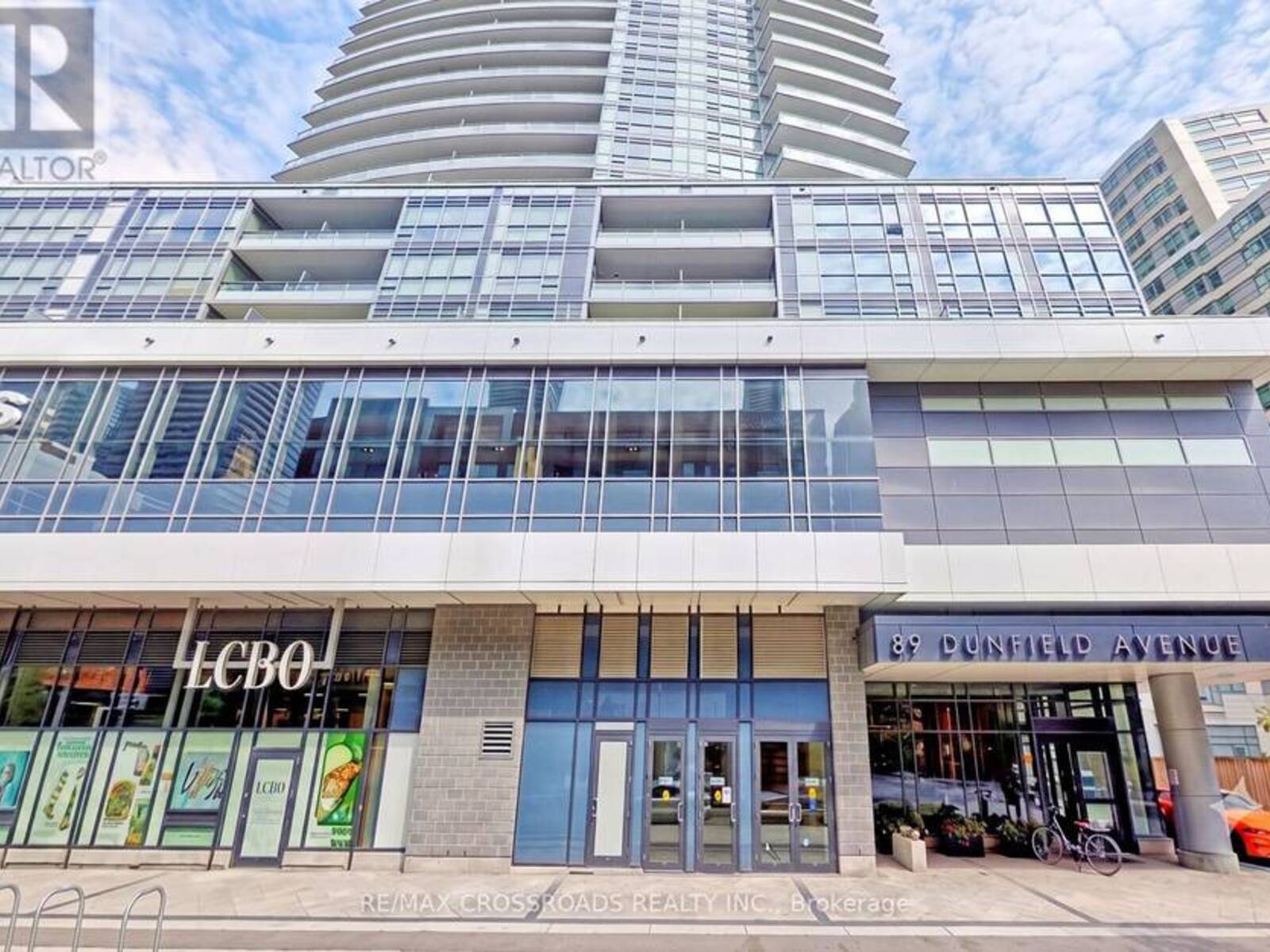 2202 - 89 DUNFIELD AVENUE, Toronto, Ontario M4S 0A4
