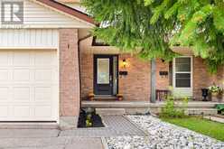647 PINEROW CRESCENT | Waterloo Ontario | Slide Image One
