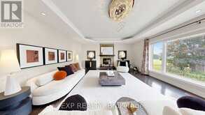 18 MCCOWAN LANE | Whitchurch-Stouffville Ontario | Slide Image Thirteen