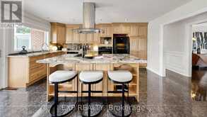 18 MCCOWAN LANE | Whitchurch-Stouffville Ontario | Slide Image Seventeen