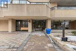 807 - 4 WILLOW STREET | Waterloo Ontario | Slide Image Two