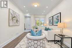 51 NEW FOREST SQUARE | Toronto Ontario | Slide Image Nine