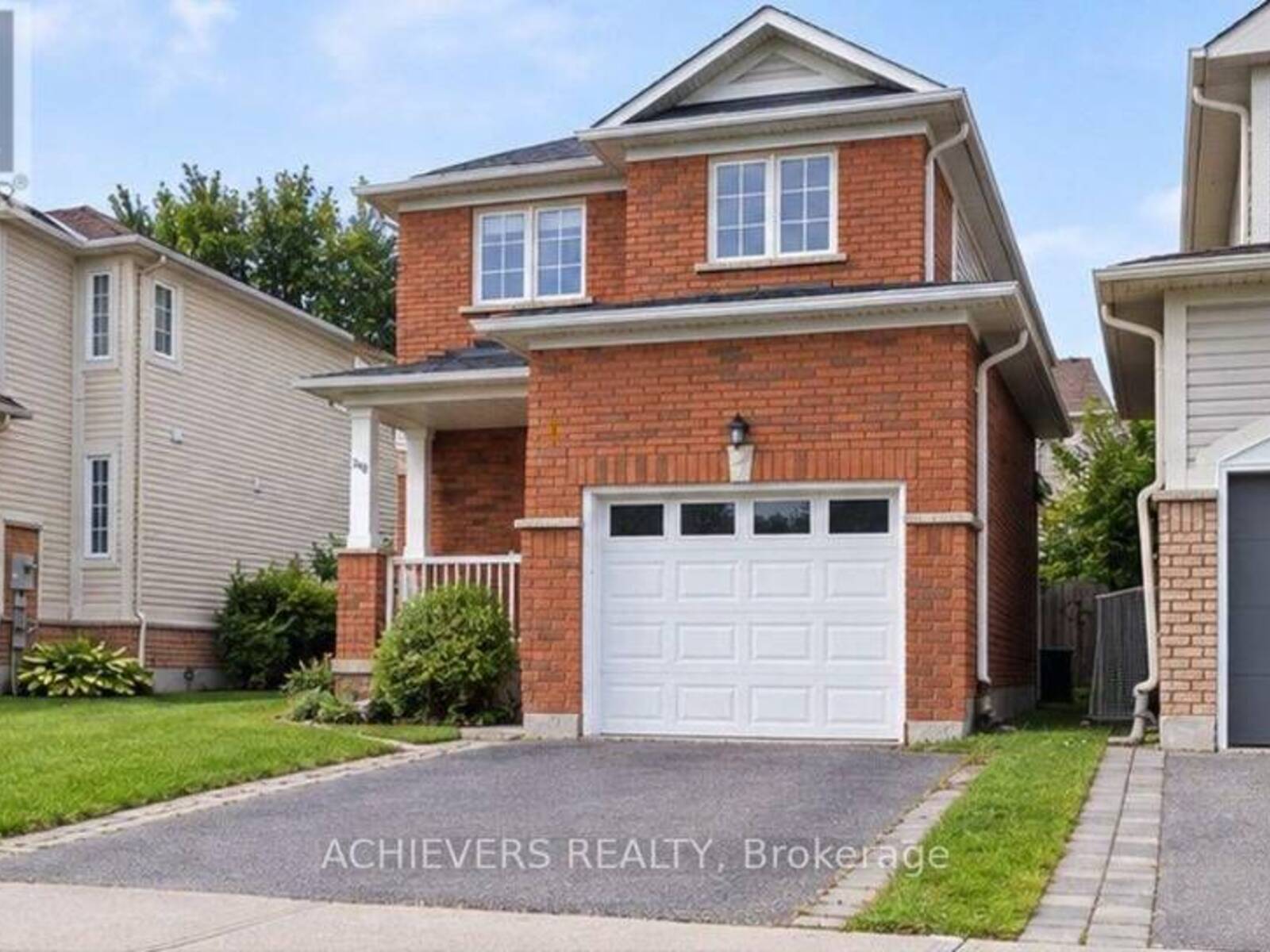 240 SCOTTSDALE DRIVE, Clarington, Ontario L1C 5L1