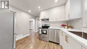 226 OAKRIDGE DRIVE | Toronto Ontario | Slide Image Eight