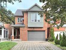 82 BALLYMORE DRIVE | Aurora Ontario | Slide Image One