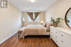 648 MOSSBANK COURT | Newmarket Ontario | Slide Image Sixteen