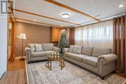 648 MOSSBANK COURT | Newmarket Ontario | Slide Image Thirty-five