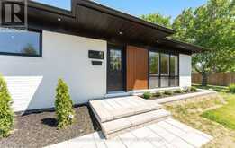 22 ARNPRIOR ROAD | Toronto Ontario | Slide Image Eight