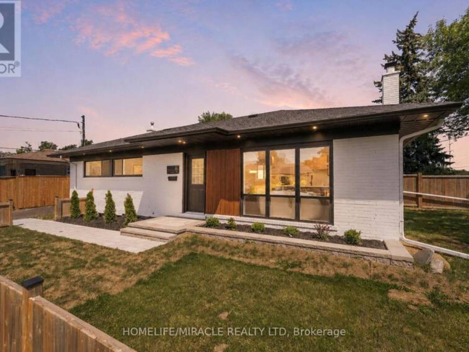 22 ARNPRIOR ROAD, Toronto, Ontario M1K 5A6