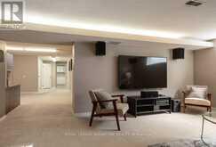 7 PAULANDER AVENUE | Toronto Ontario | Slide Image Thirty-five