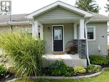 402 WEST STREET | Tay Ontario | Slide Image Four