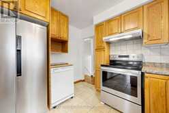 205 VAUXHALL DRIVE | Toronto Ontario | Slide Image Ten