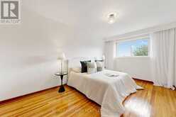 205 VAUXHALL DRIVE | Toronto Ontario | Slide Image Thirteen