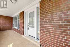 205 VAUXHALL DRIVE | Toronto Ontario | Slide Image Two