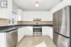 59 WHEELWRIGHT DRIVE | Richmond Hill Ontario | Slide Image Ten