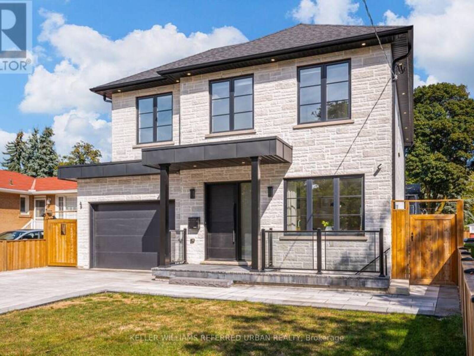 5 BRADBURY CRESCENT, Toronto, Ontario M9C 4B1