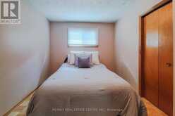 137 EAST 16TH STREET | Hamilton Ontario | Slide Image Eighteen