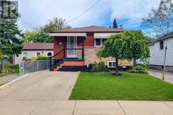 137 EAST 16TH STREET | Hamilton Ontario | Slide Image Three