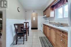 137 EAST 16TH STREET | Hamilton Ontario | Slide Image Five