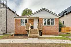 32 WIGAN CRESCENT | Toronto Ontario | Slide Image Two
