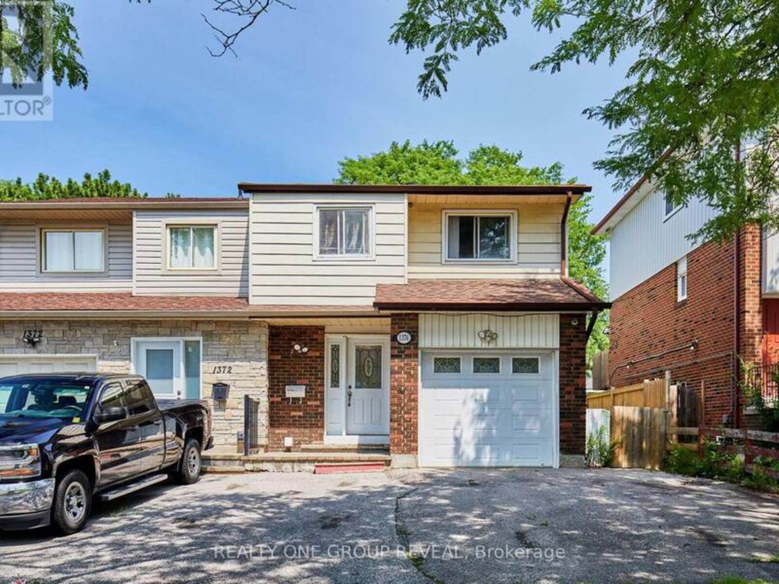 1374 EVERTON STREET, Pickering, Ontario L1V 2T8