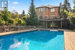 64 ELDERBERRY TRAIL | Aurora Ontario | Slide Image Thirteen