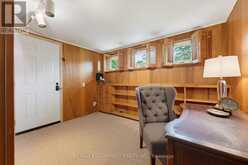 1316 NEVARC DRIVE | Burlington Ontario | Slide Image Sixteen