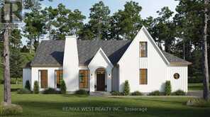 131 DEERFOOT TRAIL | Huntsville Ontario | Slide Image One
