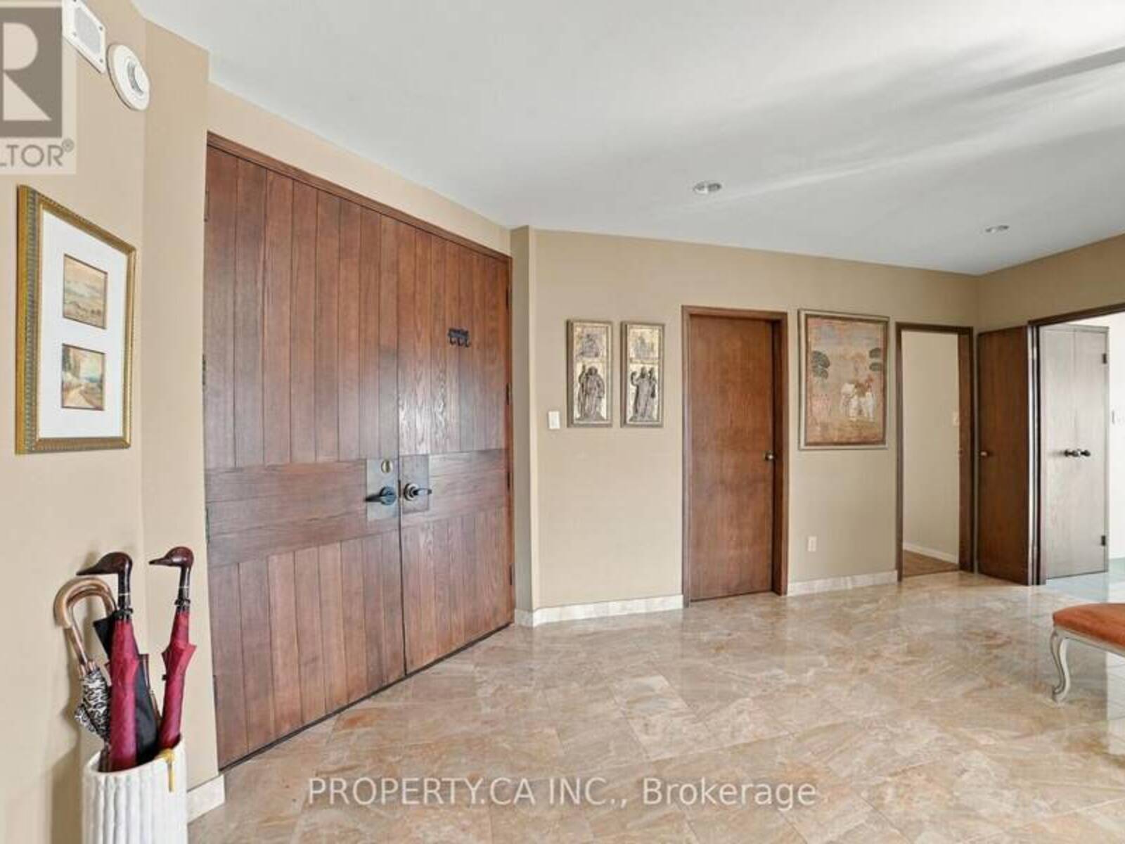 1402 - 150 HEATH STREET, Toronto, Ontario M4V 2Y4