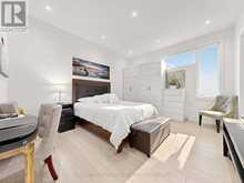 18 DUNSMORE GARDENS | Toronto Ontario | Slide Image Eighteen