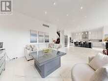 18 DUNSMORE GARDENS | Toronto Ontario | Slide Image Nine