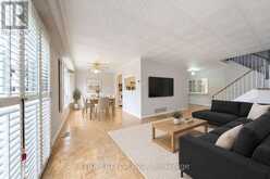 12 DEEPROSE LANE | Ajax Ontario | Slide Image Ten