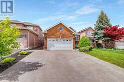 30 GRACEVIEW COURT | Vaughan Ontario | Slide Image Two