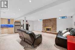 515 LONDON ROAD | Newmarket Ontario | Slide Image Thirty-five