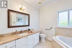 128 CARMELA AVENUE | Richmond Hill Ontario | Slide Image Nine